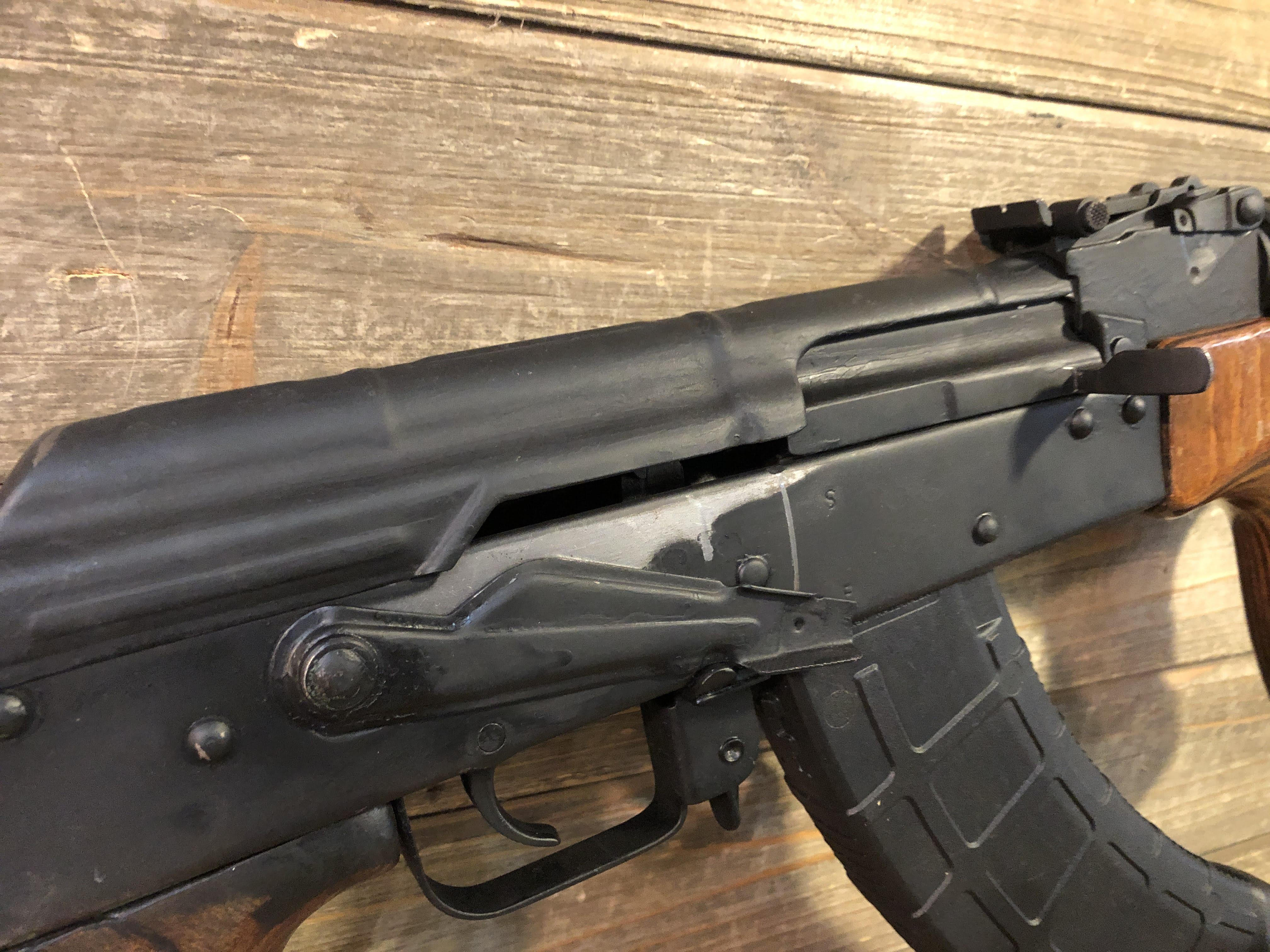Pre-owned Romanian AKM 7.62x39mm No Box - harveysauctions.com