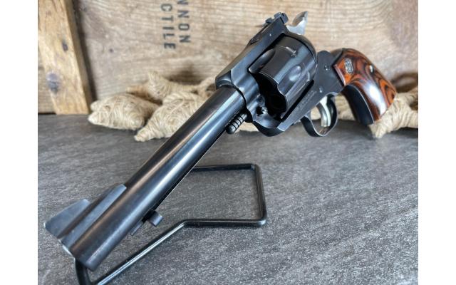 Ruger Blackhawk 4.62" .44MAG, in box - Pre-Owned