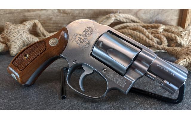 Pre-Owned in Original Box Smith & Wesson 649 We Dig Coal Commemorative .38Spl
