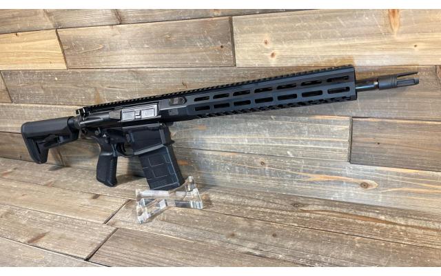 Sig Sauer SIG716L Tread 16" .308WIN, in original box - Pre-Owned