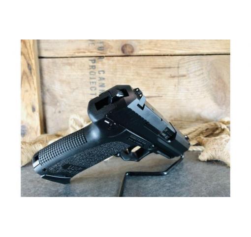 New Heckler & Koch USP9 Compact 9mm - harveysauctions.com