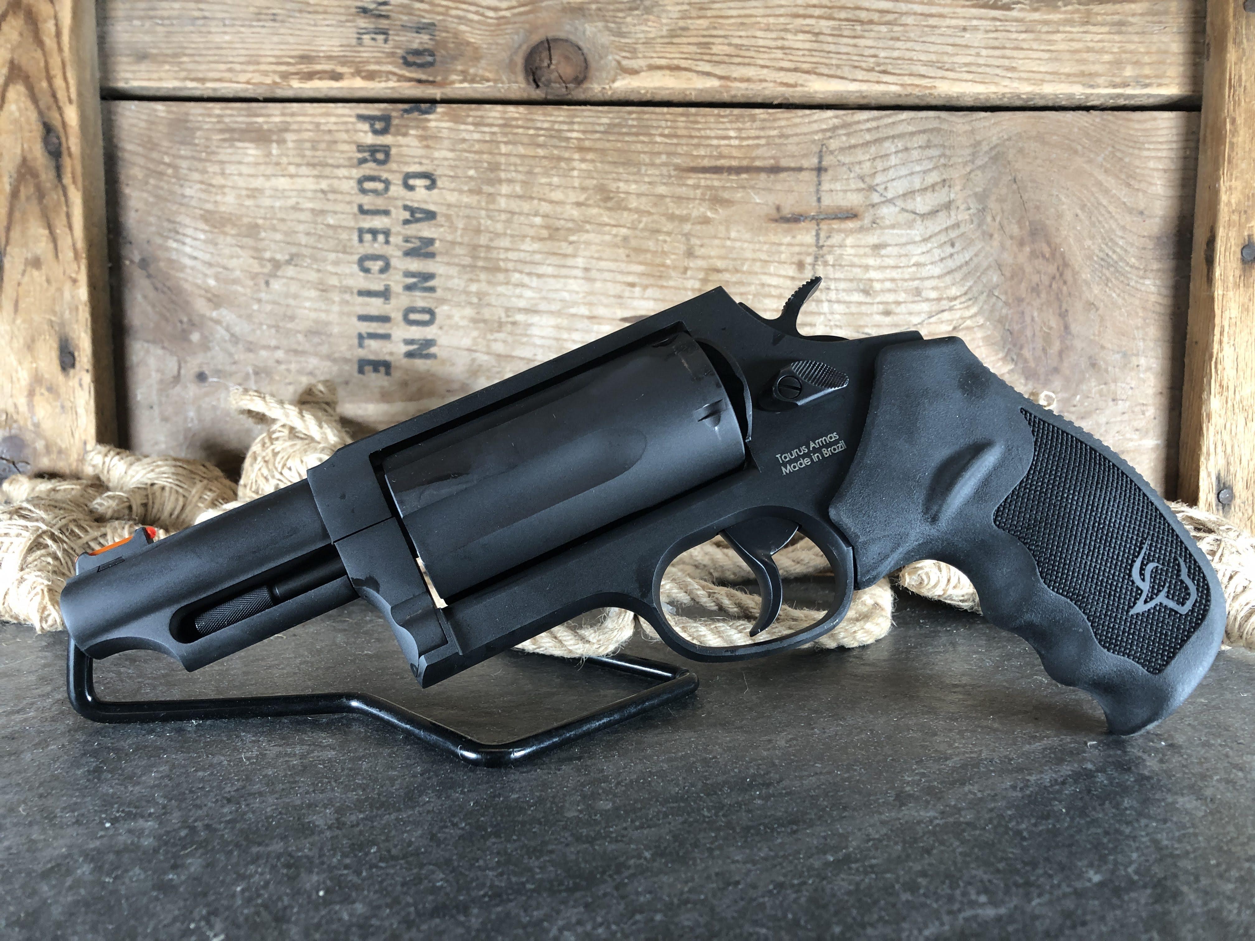 New Taurus Judge TORO .45lc/.410ga - harveysauctions.com