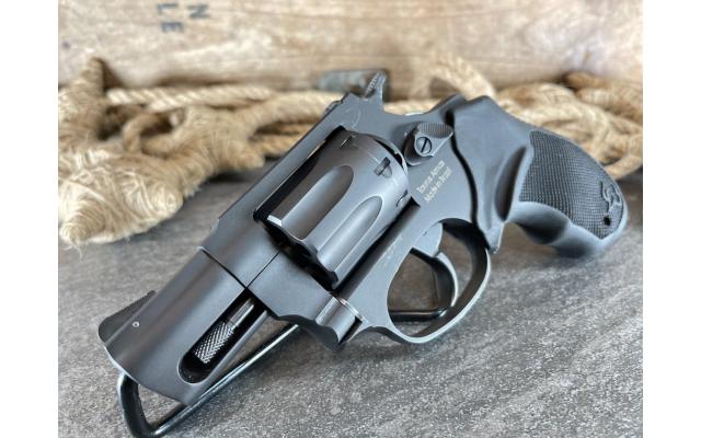 Taurus 942 2" .22LR, in original box - Pre-Owned