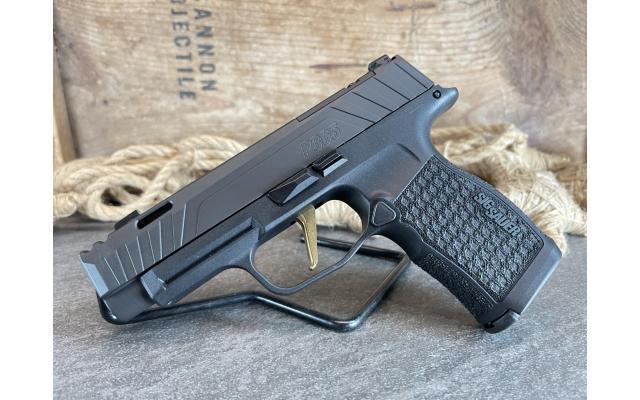 New Sig Sauer P365XL Spectre Comp 9mm - harveysauctions.com