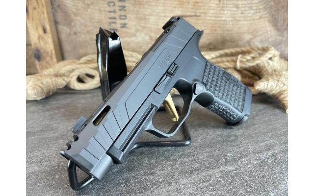 New Sig Sauer P365XL Spectre Comp 9mm