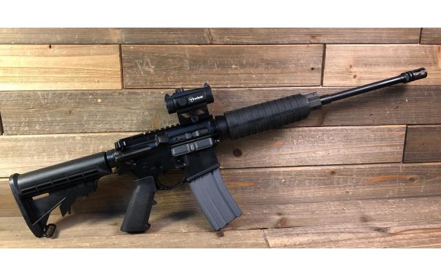 Pre-owned Del-Ton DTI-15 5.56NATO In Hard Case