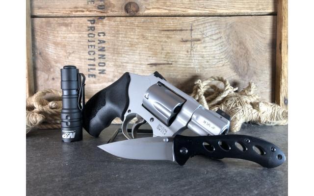 New Smith & Wesson 642uc .38psl - harveysauctions.com