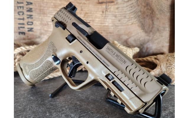 New Smith & Wesson M&P9 Compact 9mm FDE - harveysauctions.com