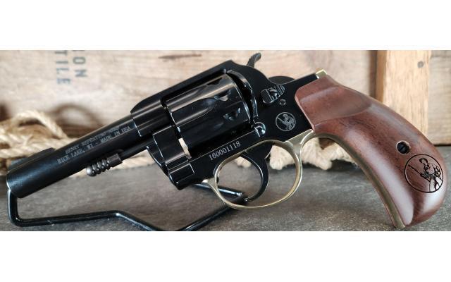 New Henry Golden Boy Revolver .22lr