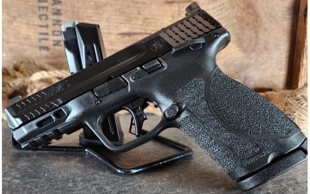 New Smith & Wesson M&P9 M2.0 Compact 9mm TN Logo
