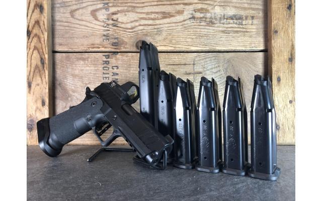 Pre-owned Springfield Prodigy 9mm In Box