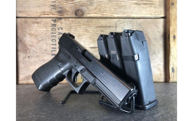 LEO Turn In Glock 21 Gen3 .45acp In Soft Case