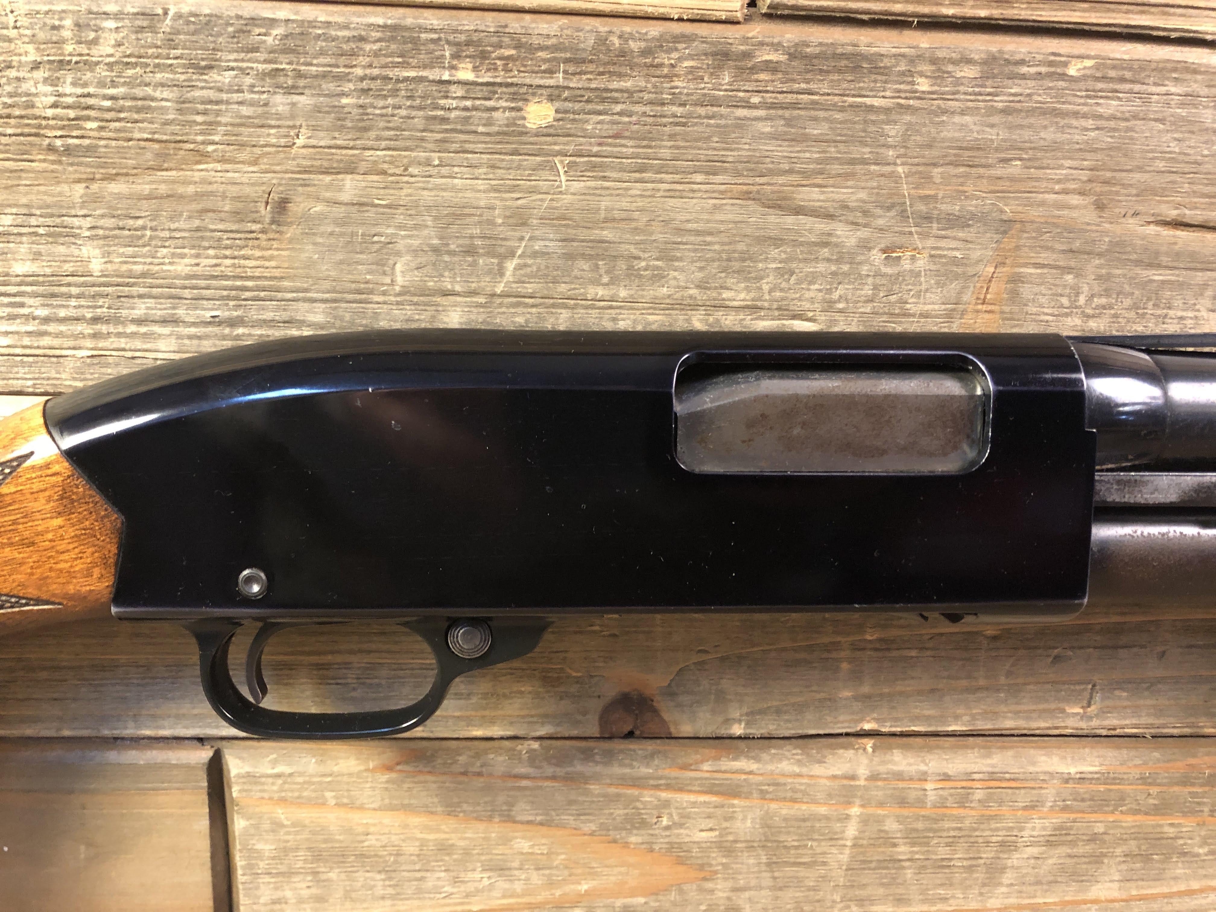 Pre-owned Winchester Model 120 12ga In Soft Case - harveysauctions.com