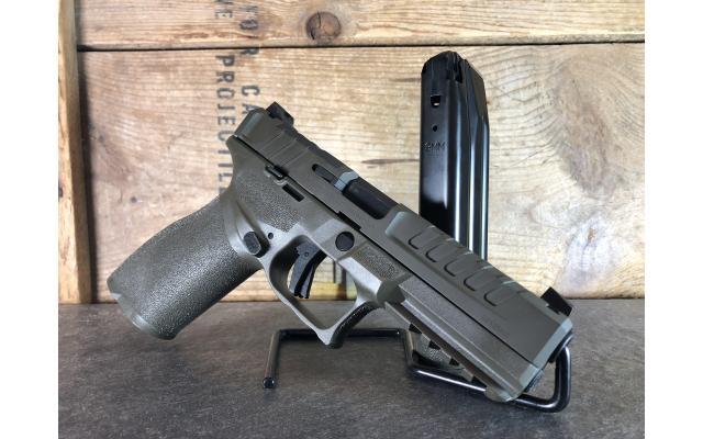 Pre-owned Springfield Echelon 9mm In Box