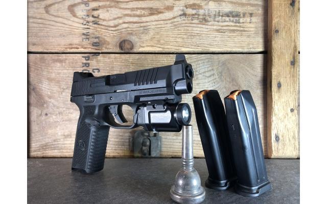Pre-owned FNH 509 9mm In Soft Case