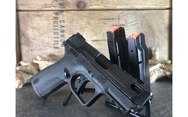 New Smith & Wesson Shield X PC 9mm Carry Comp - harveysauctions.com
