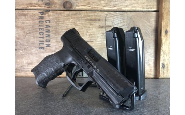 Pre-owned Heckler & Koch VP9 9mm In Hard Case