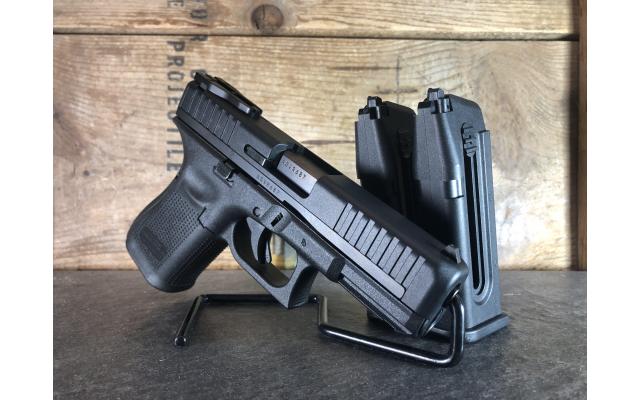 Pre-owned Glock 44 .22lr In Hard Case