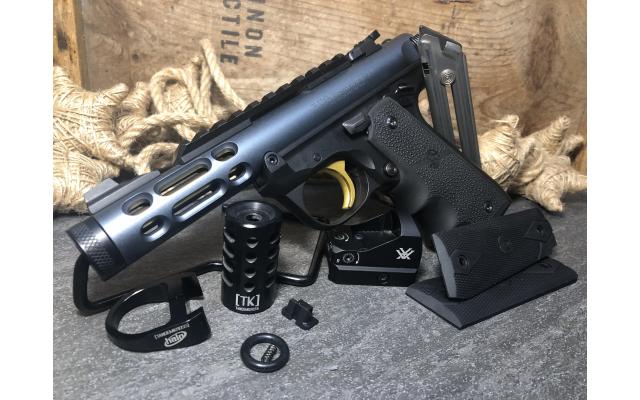 Pre-Owned Ruger MKIV 22/45 Lite .22Lr w/ Vortex Viper
