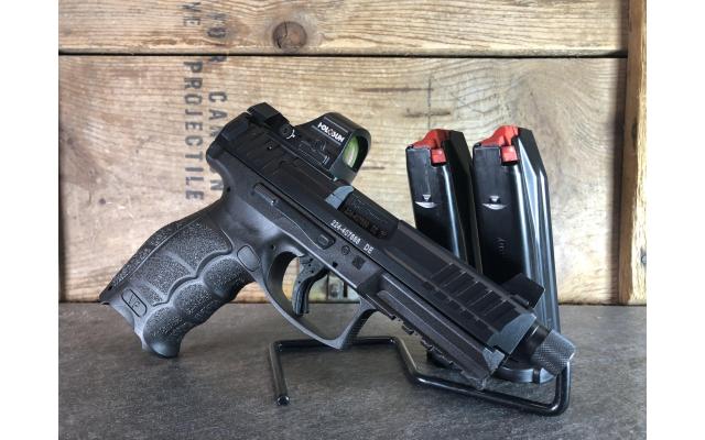 Pre-owned Heckler & Koch VP9 Tactical 9mm In Hard Case