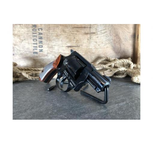 New Heritage Roscoe .38spl Rosewood - harveysauctions.com