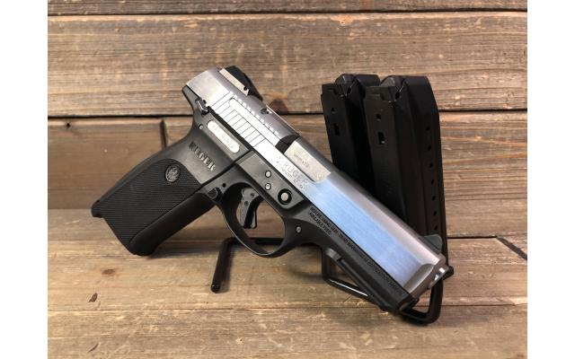Pre-owned Ruger SR9 9mm In Hard Case
