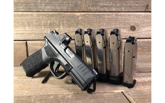 Pre-owned Springfield Hellcat Pro 9mm In Soft Case
