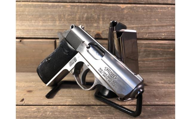 Pre-owned Walther PPK/S .380acp In Hard Case