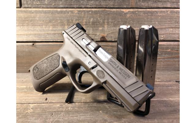 Pre-owned Smith & Wesson SD9VE 9mm In Hard Case