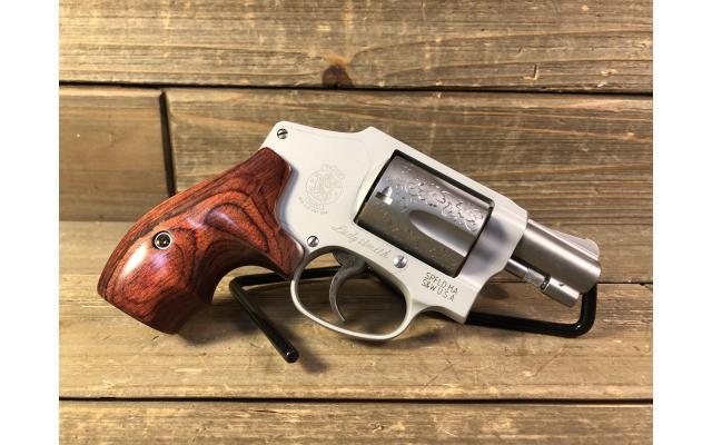 New Smith & Wesson 642 Lady Smith .38spl