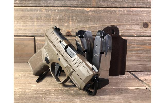 Pre-owned Springfield Hellcat 9mm In Soft Case