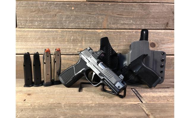 Pre-owned Sig Sauer P365X 9mm In Hard Case