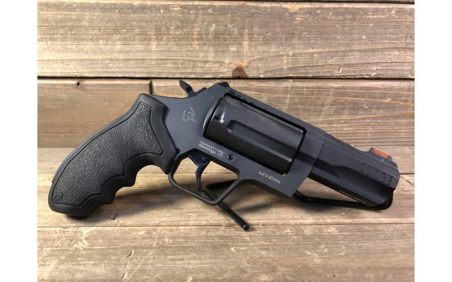 New Taurus Judge .45lc/.410ga Matte Black