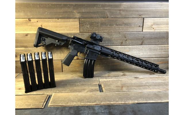 New Radical RF-15 5.56 NATO with HAWKE Endurance Red Dot and 6 30rd Magazines