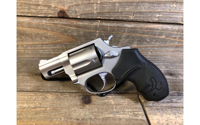 Pre-Owned Taurus 605 .357Mag with Box