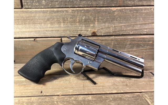 Pre-owned Colt Anaconda .44mag In Hard Case