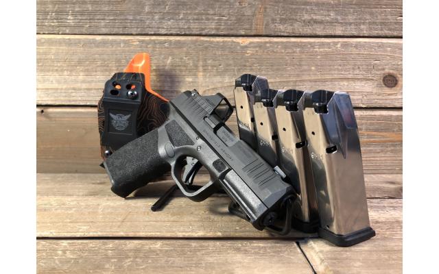 Pre-owned Springfield Hellcat Pro 9mm In Soft Case