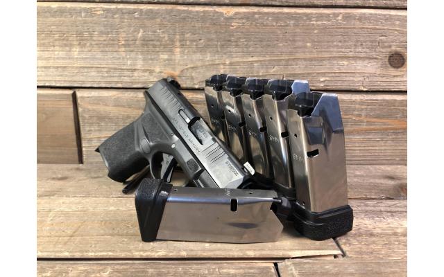 Pre-owned Springfield Hellcat 9mm In Box