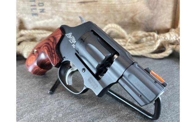 Smith & Wesson Model 351PD 1.875" .22MAG - NEW!