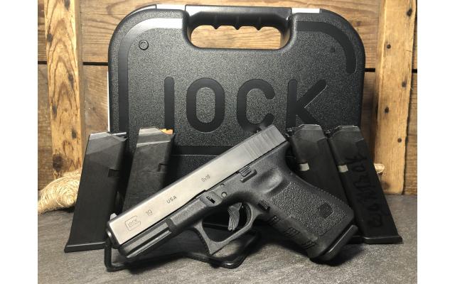Pre Owned Glock 19 9mm