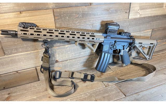 Sig Sauer M400 16" 5.56NATO w/ Romeo4 optic, in soft range case - Pre-Owned