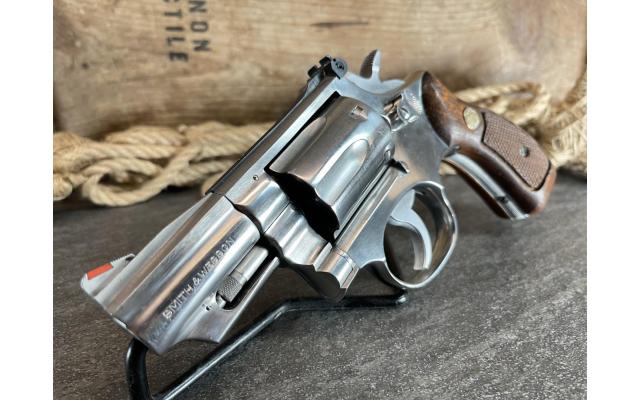 Smith & Wesson Model 66-1 2.5" .357MAG, no box - Pre-Owned