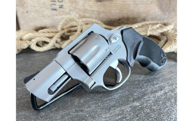 Taurus 856 2" .38 Special - NEW!